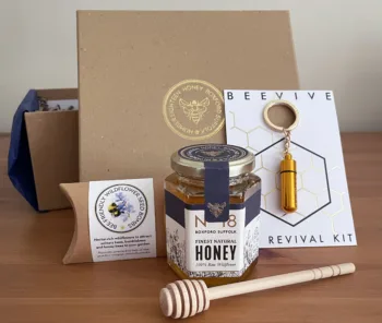 Bee lover's hamper box