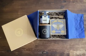 Luxury Candle Treat Hamper Gift Box - Image 3